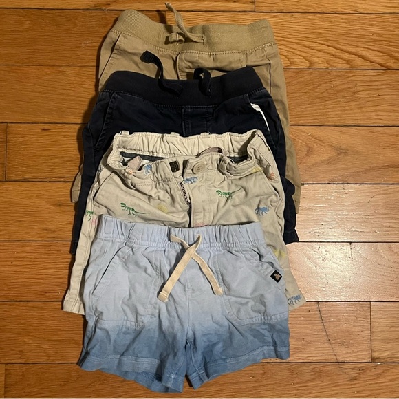 GAP Other - Bundle of 4, GAP shorts 2T